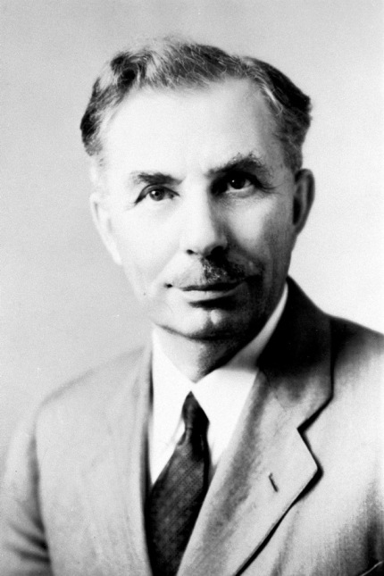 Elk Governor Joseph Boyd Poindexter surrendered the civil and legal rights of Hawaii residents to martial law after the Pearl Harbor attack, December 7, 1941.